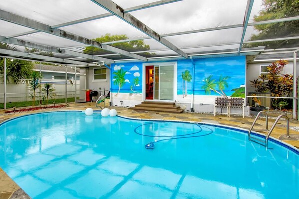 Outdoor pool, a heated pool