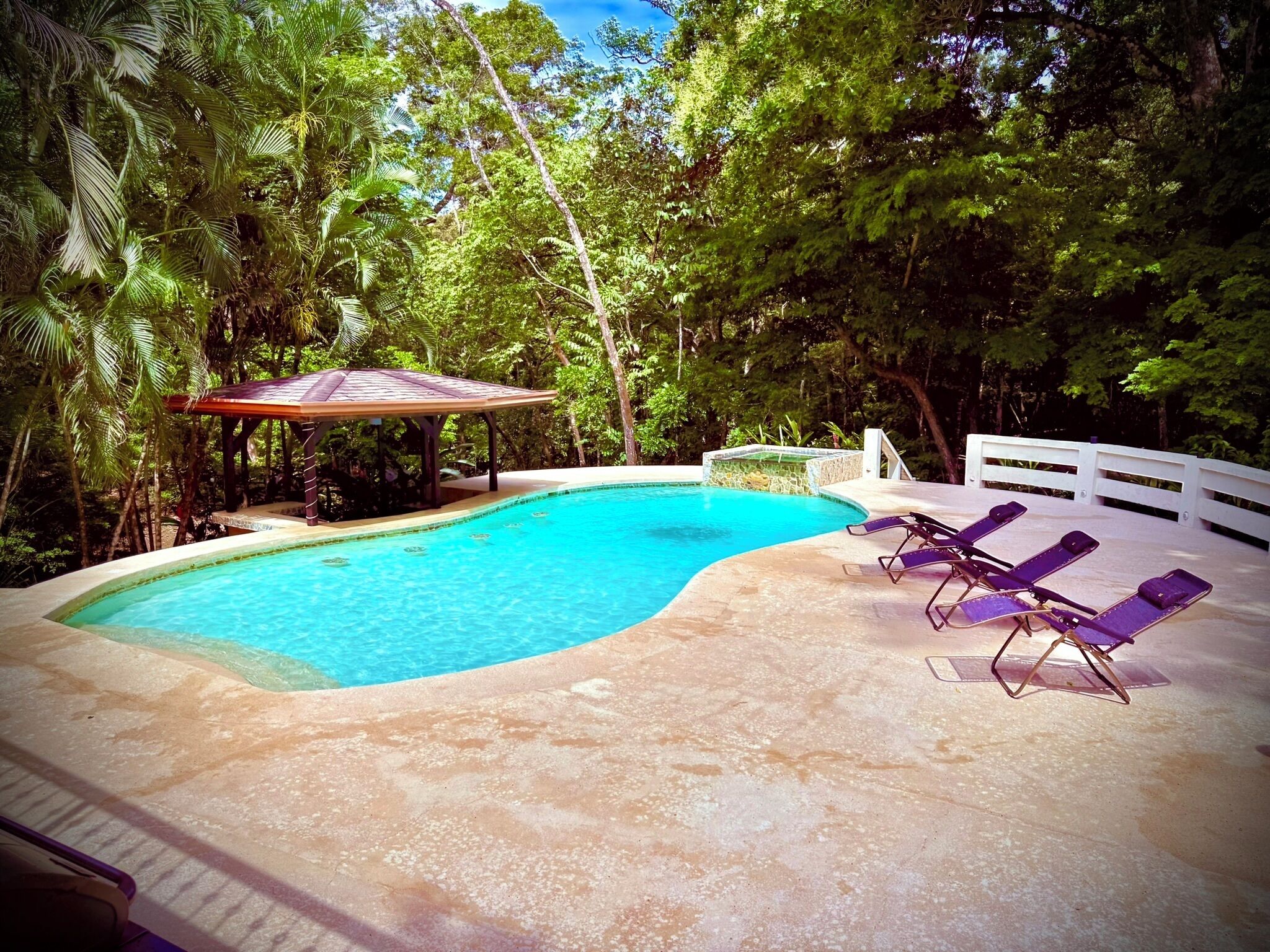 Piscine extérieure