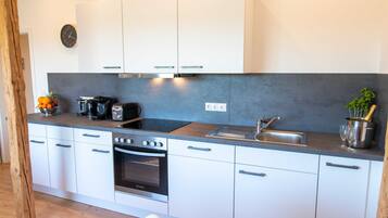 Fridge, oven, dishwasher, highchair