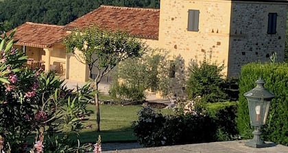 Charmante petite maison tout confort pour détente à la campagne