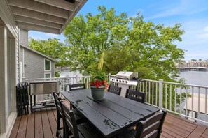 Outdoor dining - Lakefront Retreat | Dock, Hot Tub + Kayaks (Lake Ozark)