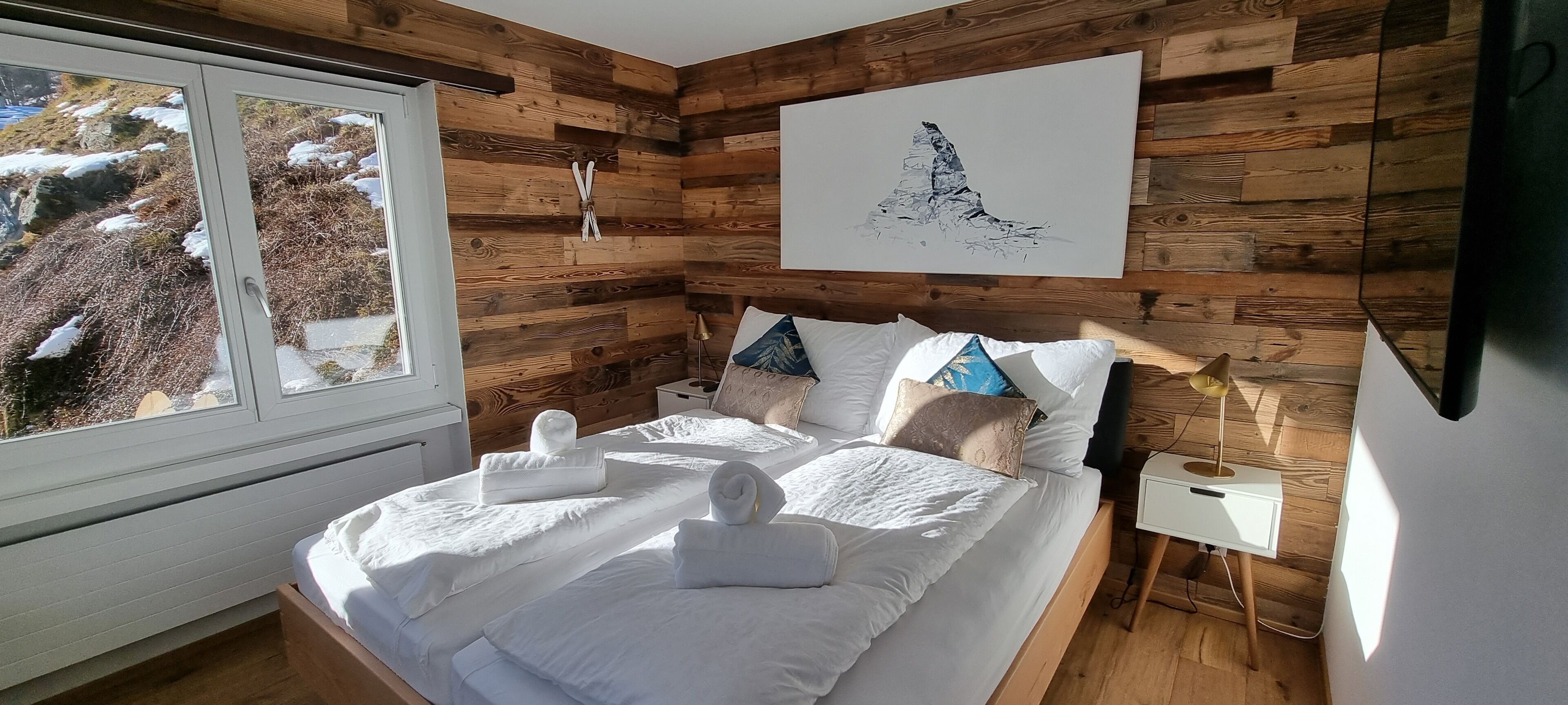 1 bedroom, travel crib, free WiFi