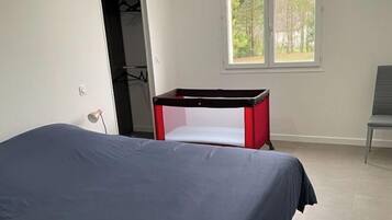 4 chambres, fer et planche Ă repasser, lit parapluie, Wi-Fi gratuit