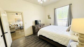 2 bedrooms, iron/ironing board, travel crib, free WiFi
