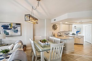 Condo, 3 Bedrooms | Dining