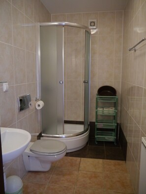 Shower, toilet paper