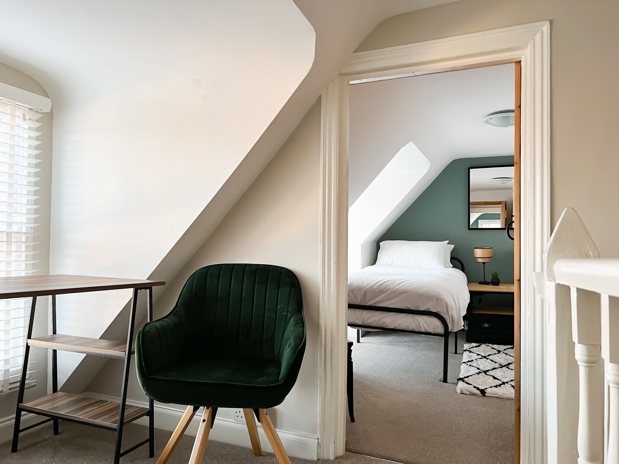 4 bedrooms, desk, iron/ironing board, free WiFi