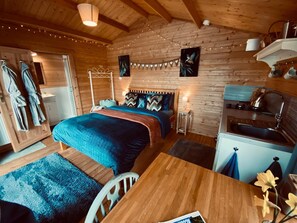 1 chambre, literie fournie