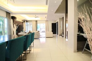 TV, offices