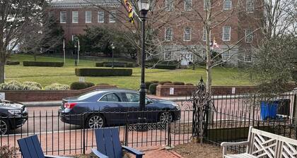 Spectacular Location: State Circle Apartment