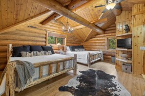 4 bedrooms, desk, iron/ironing board, free WiFi