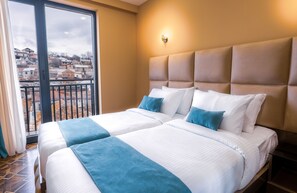 Standard Double or Twin Room | Frette Italian sheets, premium bedding, minibar, in-room safe - Hotel Residence Plaza (Tbilisi)
