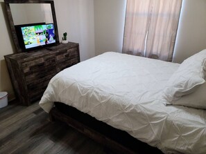 2 bedrooms, iron/ironing board, travel cot, free WiFi - Chateau 18, spacious townhouse in Tickfaw, LA (Tickfaw)