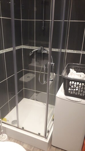 Shower - Air-conditioned studio (Algajola)