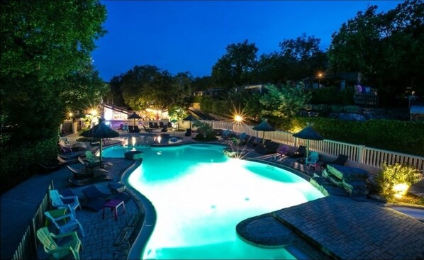 Ulkouima-allas, lämmitetty uima-allas