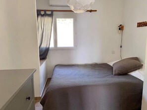 6 Schlafzimmer, Bügeleisen/Bügelbrett, WLAN, Bettwäsche