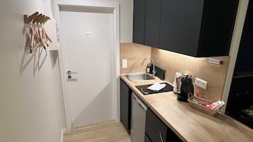 Fridge, microwave, coffee/tea maker, toaster