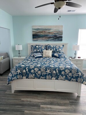 3 bedrooms, desk, iron/ironing board, free WiFi