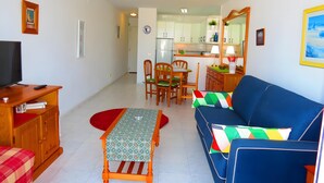 Unclassified image, 5 of 9, button - Studio with mountain views in Burriana (Nerja)