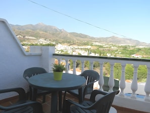 Unclassified image, 2 of 9, button - Studio with mountain views in Burriana (Nerja)