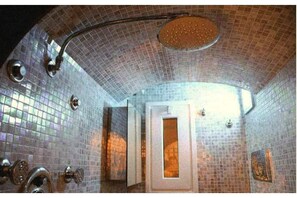 Shower, hair dryer, towels, soap - Cherì Navona your home in Piazza Navona (Roma)