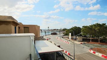 Executive Apartment | Beach/ocean view