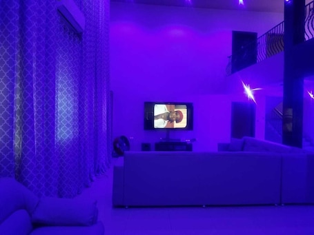 Innenbereich. Lush&Space