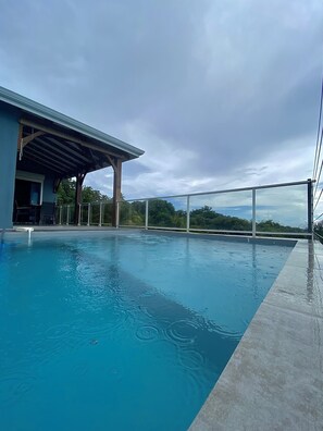 Outdoor pool - VILLA PAMEYAQUE T3 SUPERB SEA VIEW AND SWIMMING POOL (Rivière-Salée)