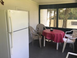 Family Bungalow | Terrace/patio - Rock Ledge Motel (Alexandria Bay)