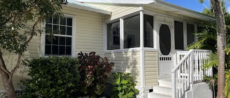 تفاصيل الفندق من الخارج