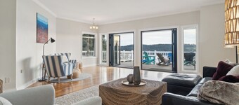 High bank waterfront estate on Whidbey Island