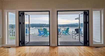 High bank waterfront estate on Whidbey Island