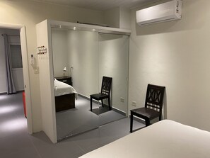 1 makuuhuone, tallelokero huoneessa, silitysrauta/-lauta, ilmainen Wi-Fi
