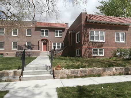 Exterior. This is your 'home away from home'!10 bedrooms,11 baths! MUST CALL TO RESERVE!