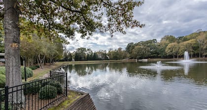 SOUTH CHARLOTTE GETAWAY 3BR BY CABERT