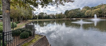 SOUTH CHARLOTTE GETAWAY 3BR BY CABERT