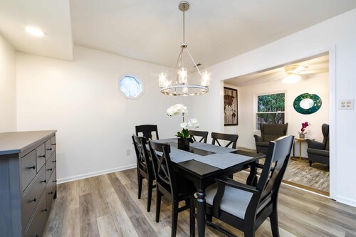 SOUTH CHARLOTTE GETAWAY 3BR BY CABERT