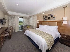 2 bedrooms, in-room safe, iron/ironing board, WiFi