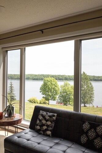 Cabin life rocks(Waterfront)