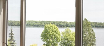 Cabin life rocks(Waterfront)