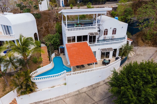 Beautiful ocean view villa with private pool