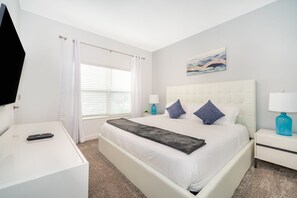 4 chambres, fer et planche à repasser, Wi-Fi, draps fournis