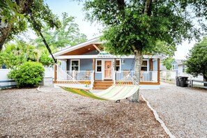 Exterior - The Inkwell ~ An Oak Island Gem (Oak Island)