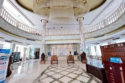 Huaxi International Hotel