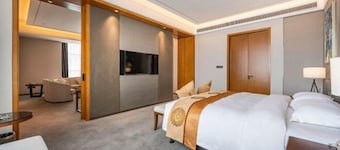 Grand Skylight Hotel