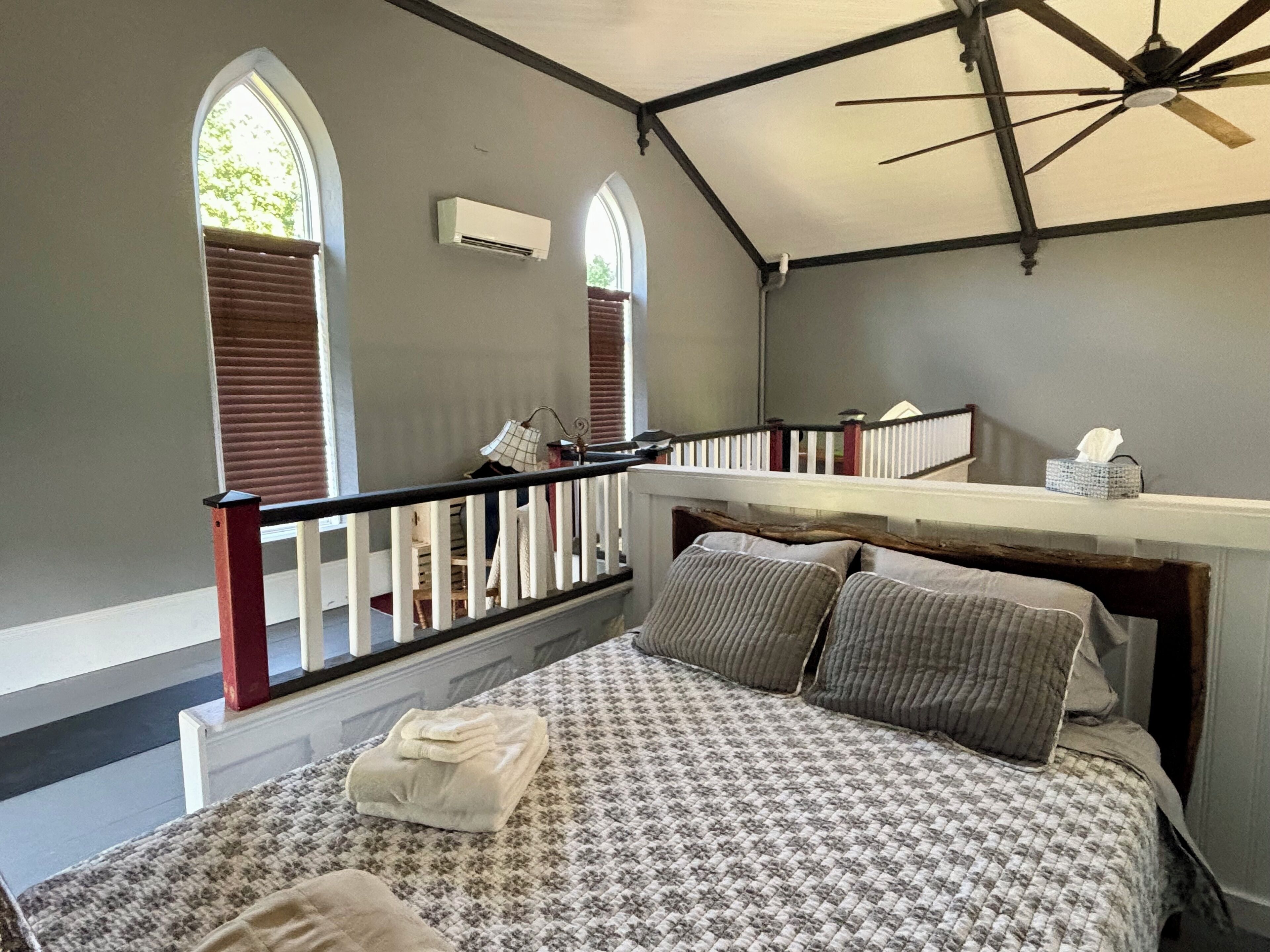 4 Schlafzimmer, Schreibtisch, Bügeleisen/Bügelbrett, kostenloses WLAN