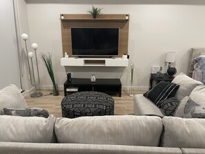 Living area - Cozyhome 🎆 (Dallas)