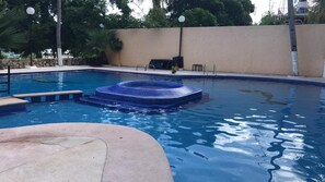 Outdoor pool - Apartment in twin towers, Acapulco (Acapulco de Juárez)