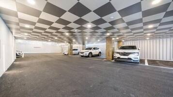 Estacionamiento gratis, valet parking gratis