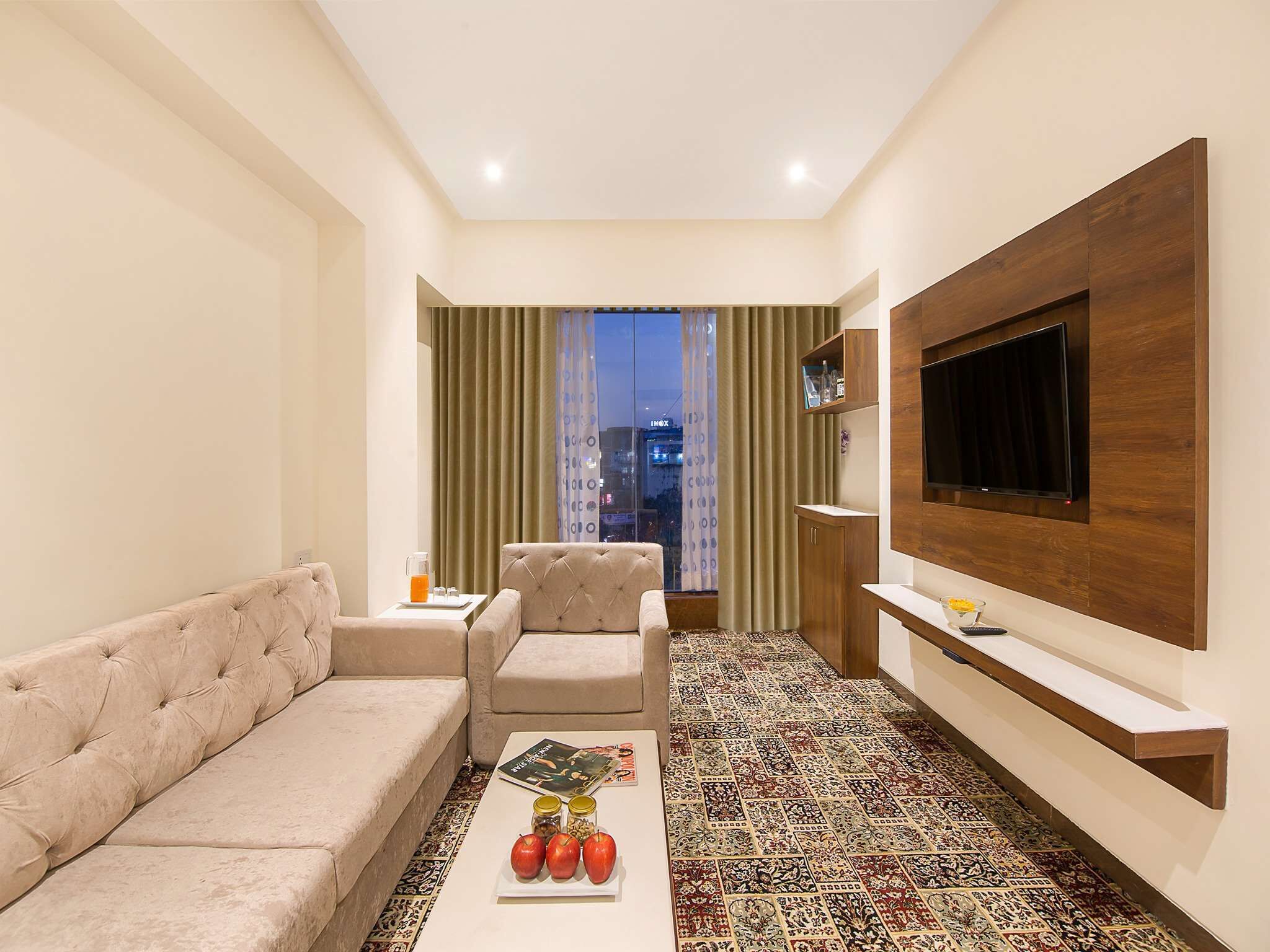 minibar, desk, blackout curtains, soundproofing